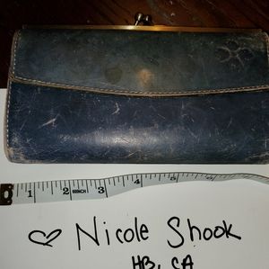 Navy patricia nash navy wallet